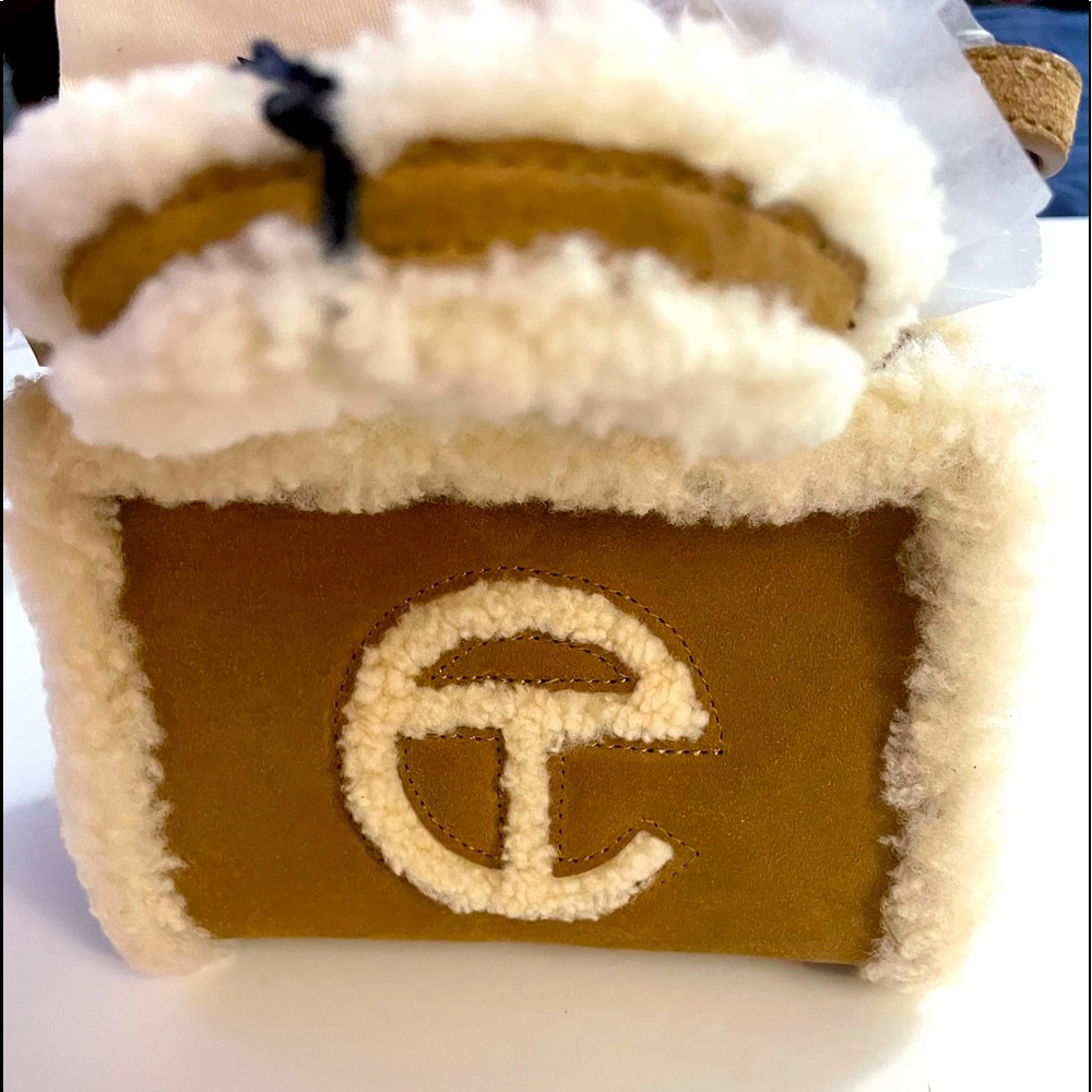 Telfar Small Ugg bag in Chestnut